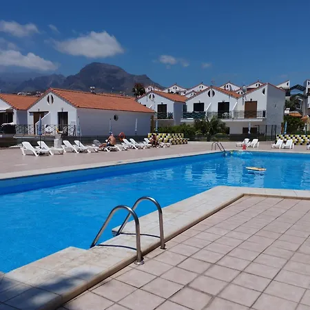 Summer Senses: Sea, Sun And Experience Apartment